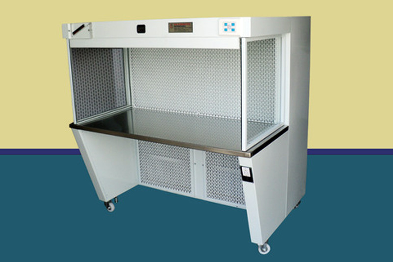 Laminar Air Flow: Creating Sterile Environments for Cleanrooms